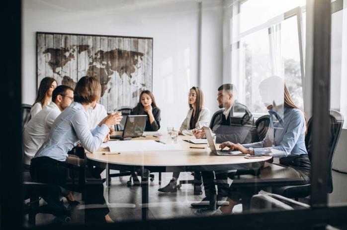 Il dialogo con le parti sociali primo passo per rinvigorire il mercato del lavoro